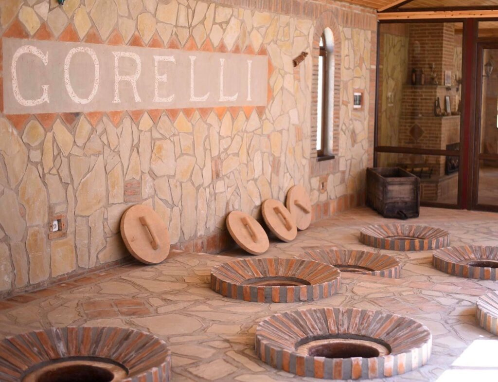 72746508 2692893564074295 7953171725766623232 n